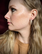 Load image into Gallery viewer, Large Banded Oval Studs