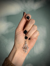 Load image into Gallery viewer, Supernova Deco Necklace