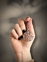 Load image into Gallery viewer, Compass Necklace