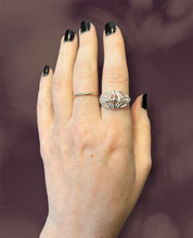 Load image into Gallery viewer, Ripple Ring