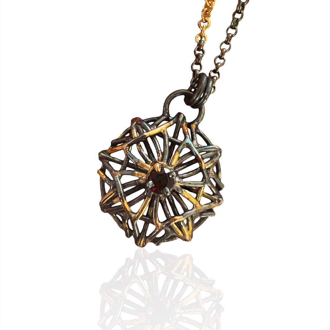 Garnet Relic Circle Openwork Necklace