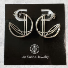 Load image into Gallery viewer, 1&quot; Circle Hoop Earrings with Vertical Bar Design in Argentium Silver
